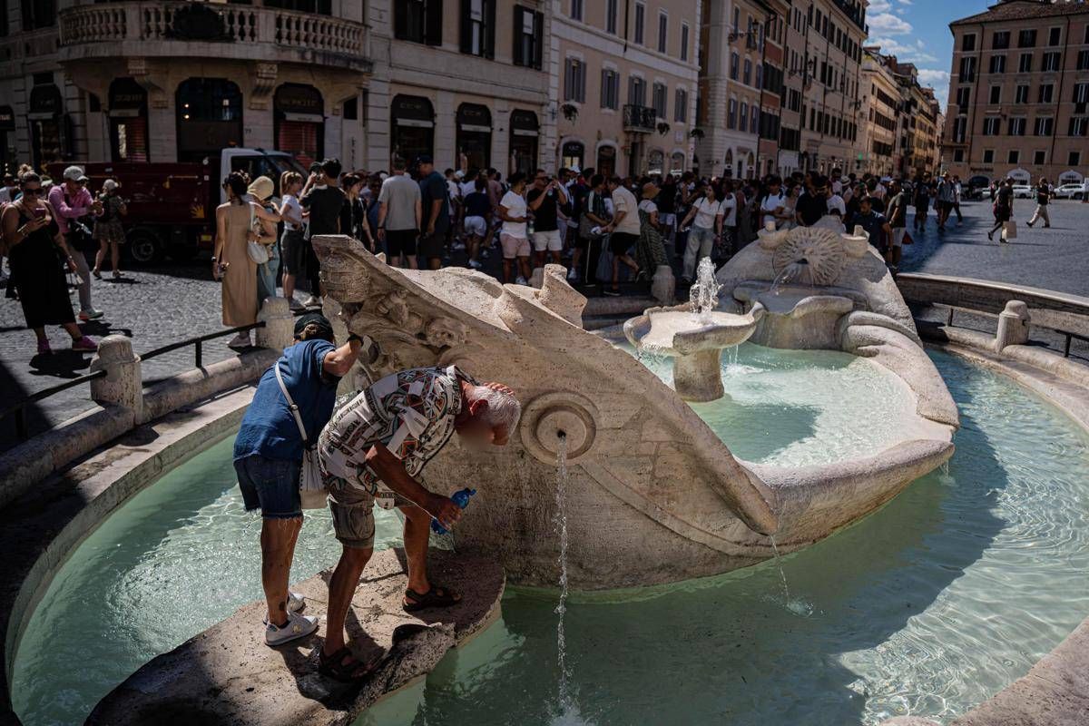 Sole e sempre più caldo, ecco l'escalation termica: le previsioni meteo - 