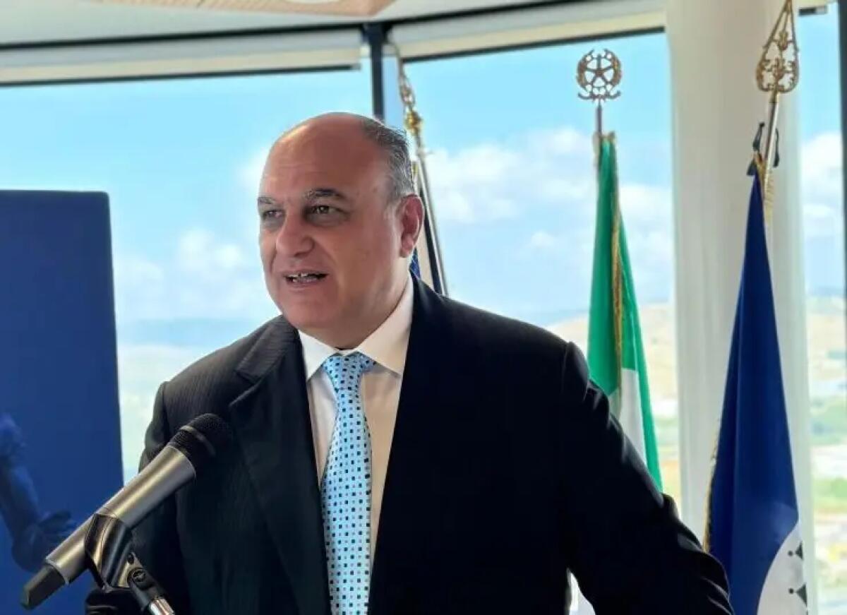 Avviso “Progetto senza barriere”, Calabrese “Ai Comuni 600 mila euro per spiagge pubbliche accessibili a tutti” - 