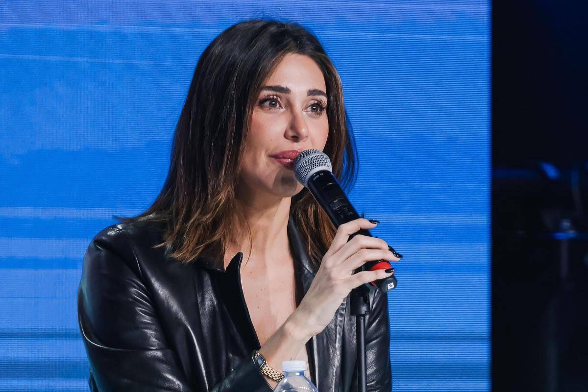 Belen Rodriguez ricoverata in ospedale, le urla e l'allarme dei vicini: cosa è successo - 