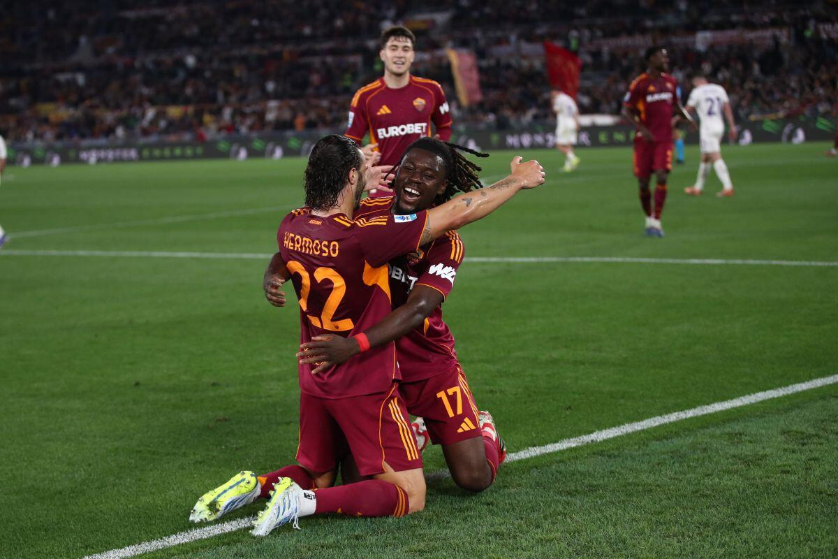 La Roma travolge 4-0 la Fiorentina e si rilancia nella corsa Champions - 