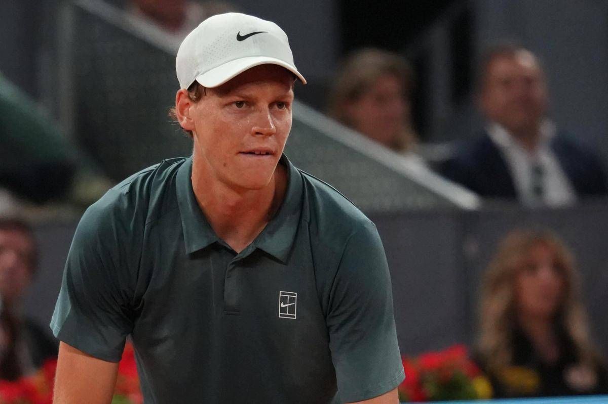 Sinner, 'inizia' il Roland Garros: l'allenamento-show con Baez e la strategia di Jannik - 