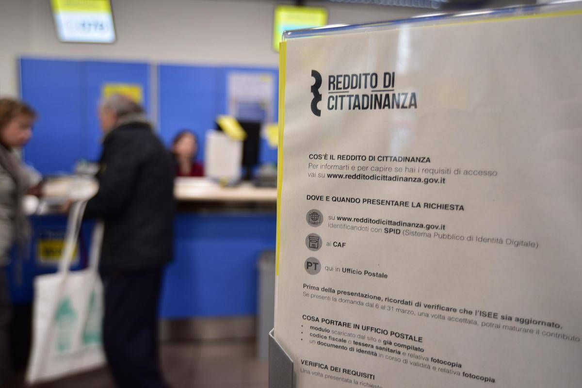 Extracomunitario percepì Rdc senza diritto, giudice lo assolve: "Colpa del Caf" - 