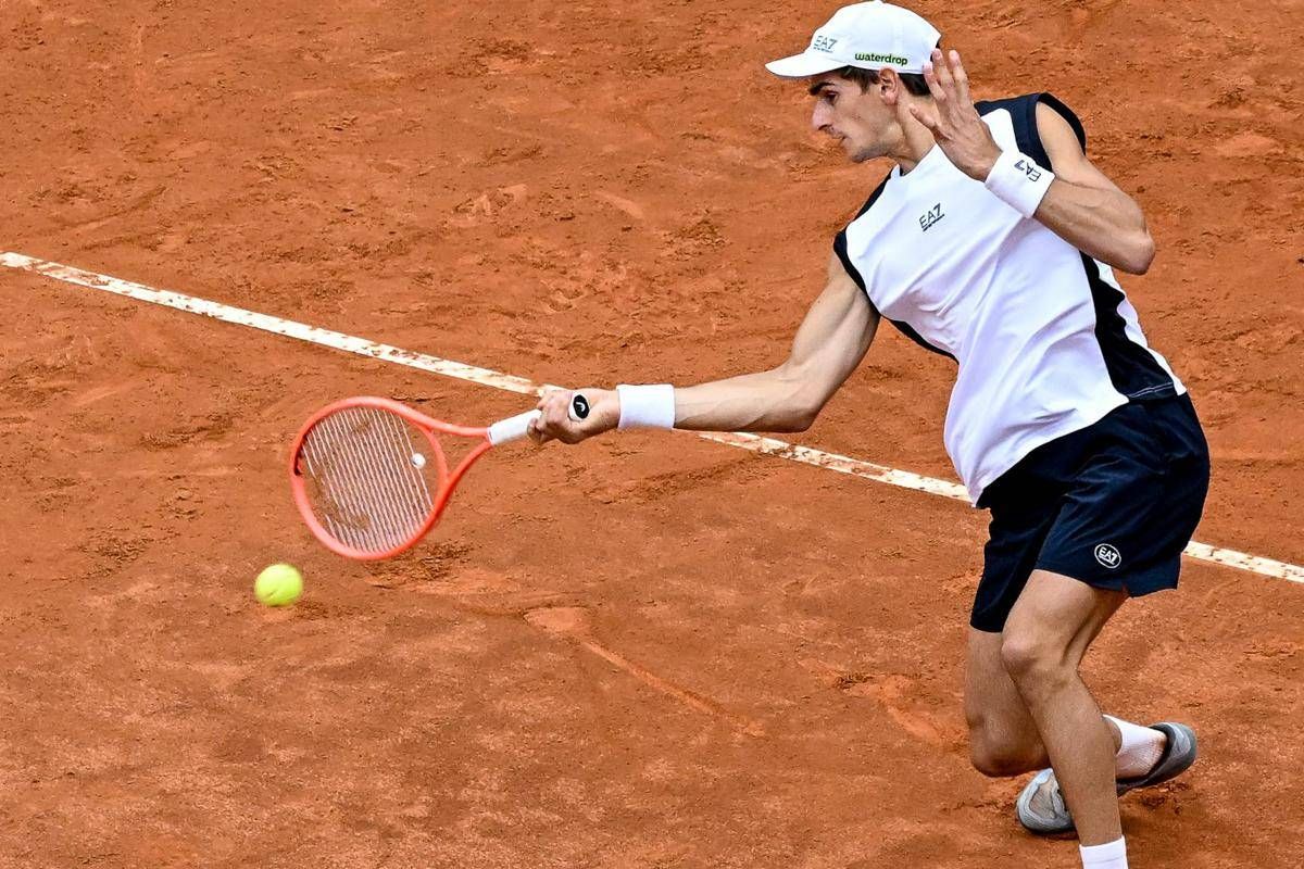 Roland Garros, impresa di Arnaldi contro Griekspoor: l'azzurro vola al secondo turno dopo 4 ore - 