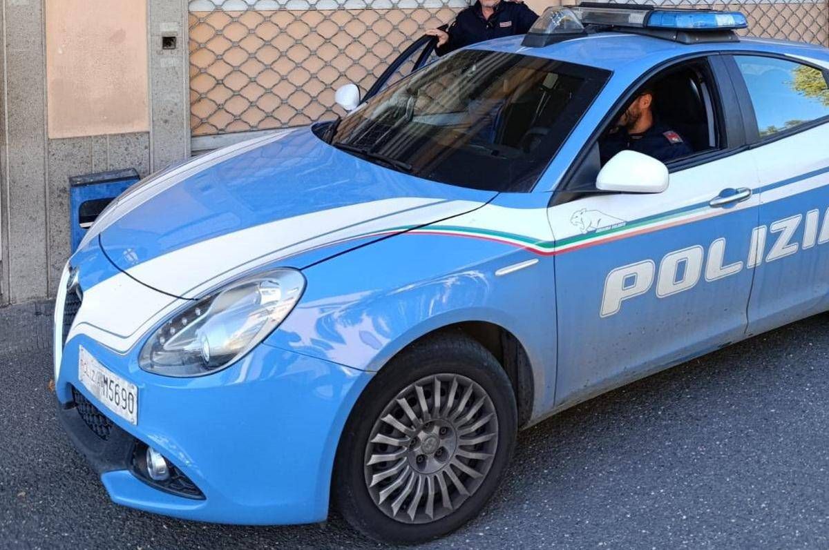 Blitz tra Bari e Bat, 14 arresti per i delitti Capriati e Scavo: fermato anche il nipote del boss - 