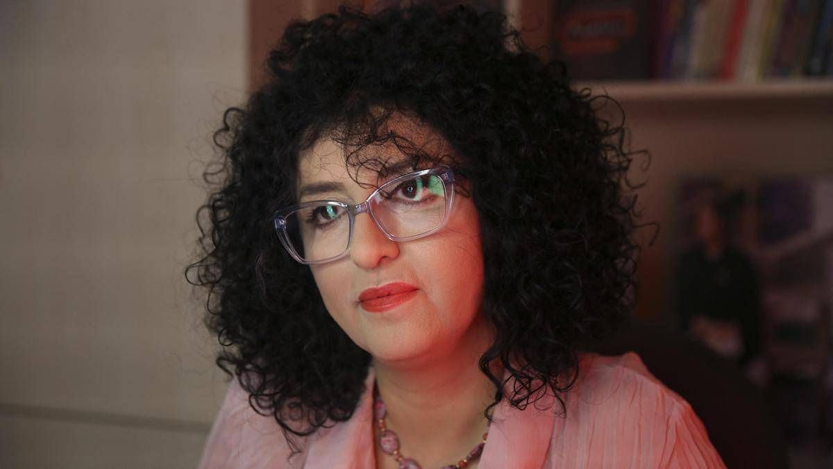 Narges Mohammadi dimessa, lo staff medico: "Servono cure e riposo, carcere sarebbe condanna a morte" - 