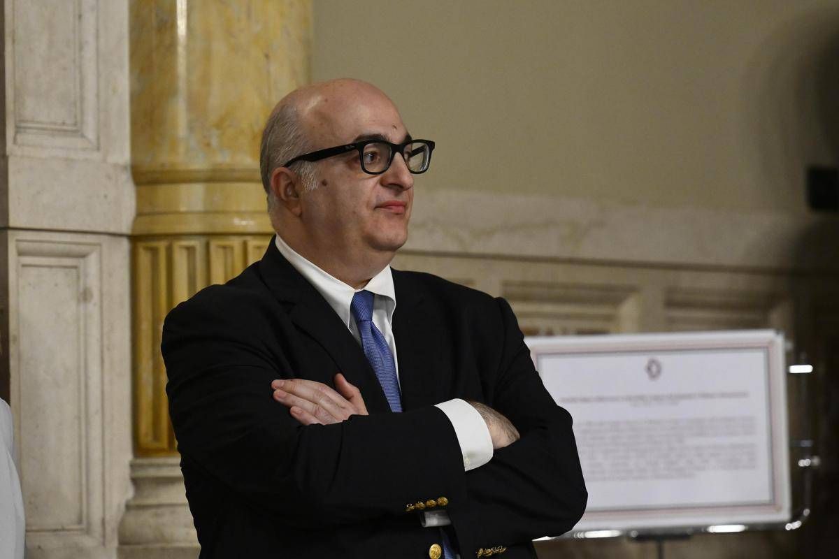 Mario Sechi sotto tutela per le minacce degli anarchici - 