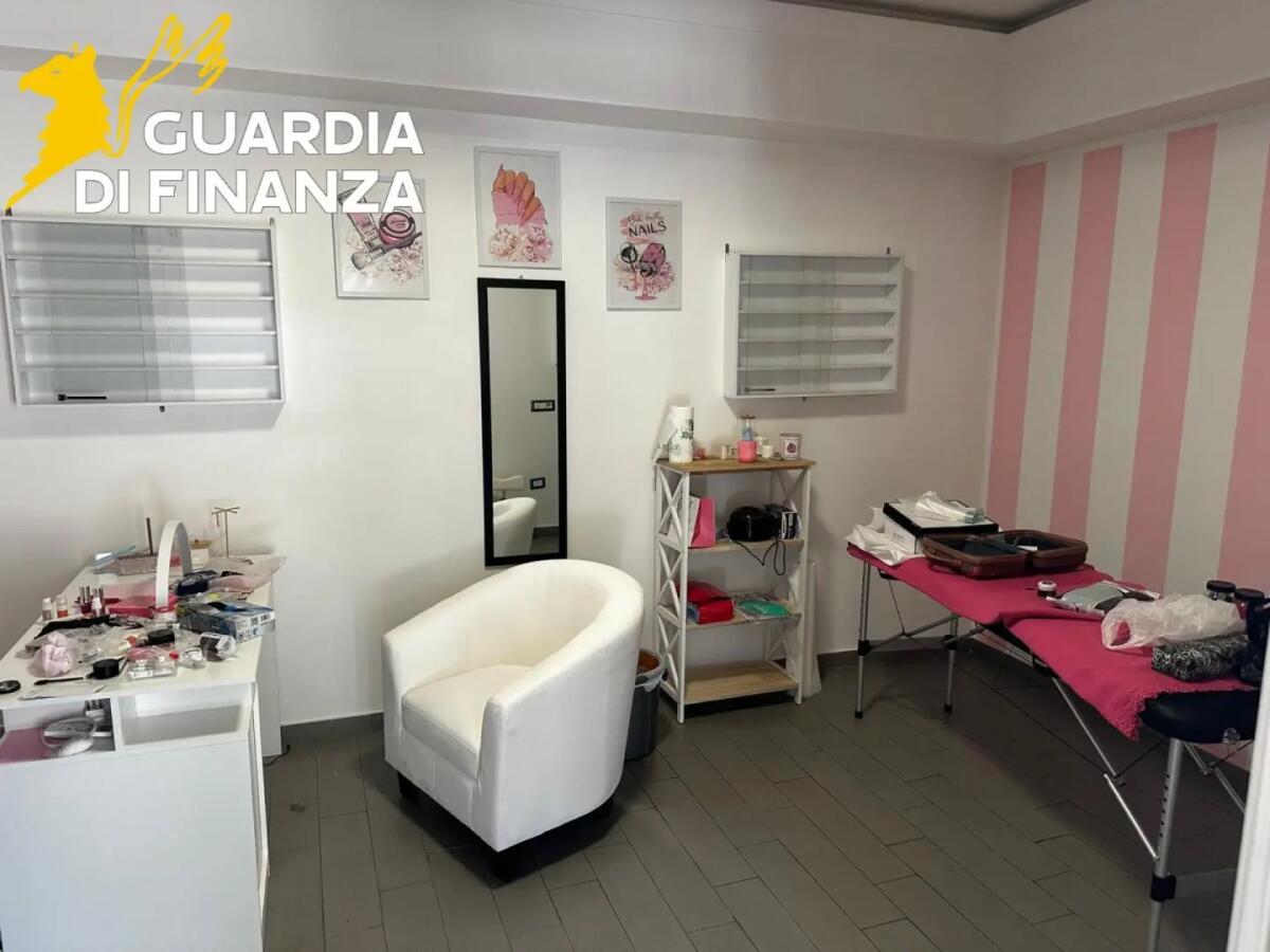 Scoperti due ambulatori abusivi di medicina estetica a Crotone, due denunce - 