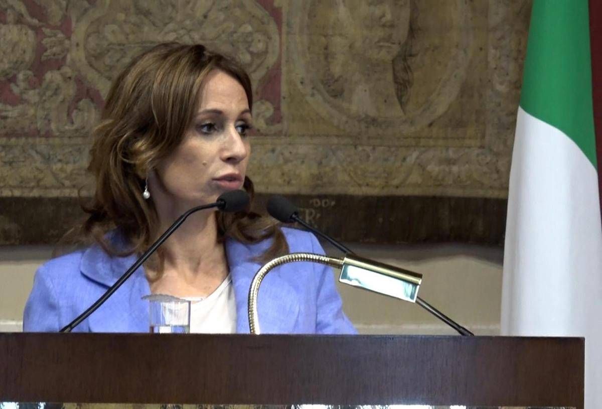 Iannarelli (Fdi): "La pedagogia di Stato vuole spegnere la responsabilità dei genitori" - 
