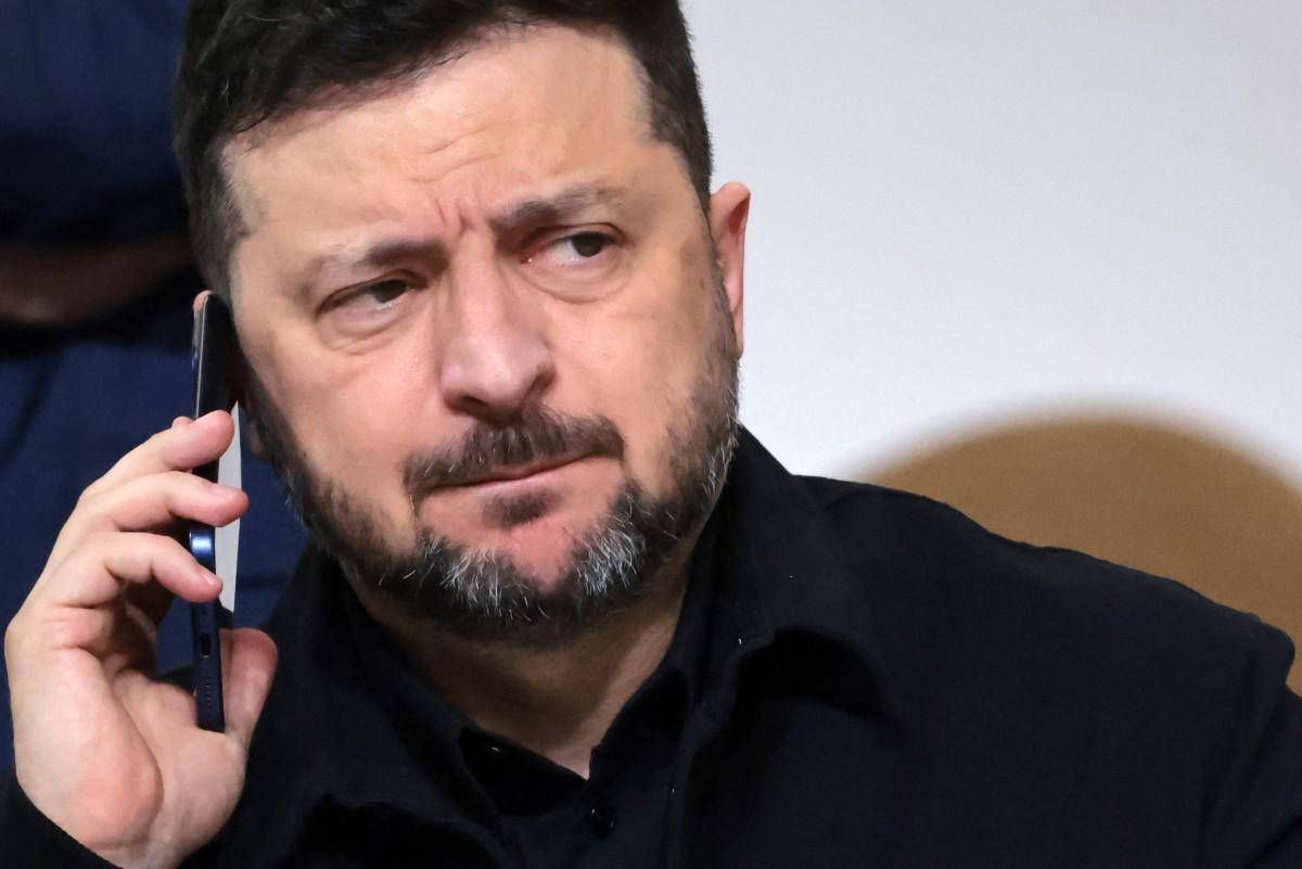 Ucraina, attacco russo su Merefa: morti e feriti. Zelensky: “Putin deciderà tra guerra e diplomazia” - 