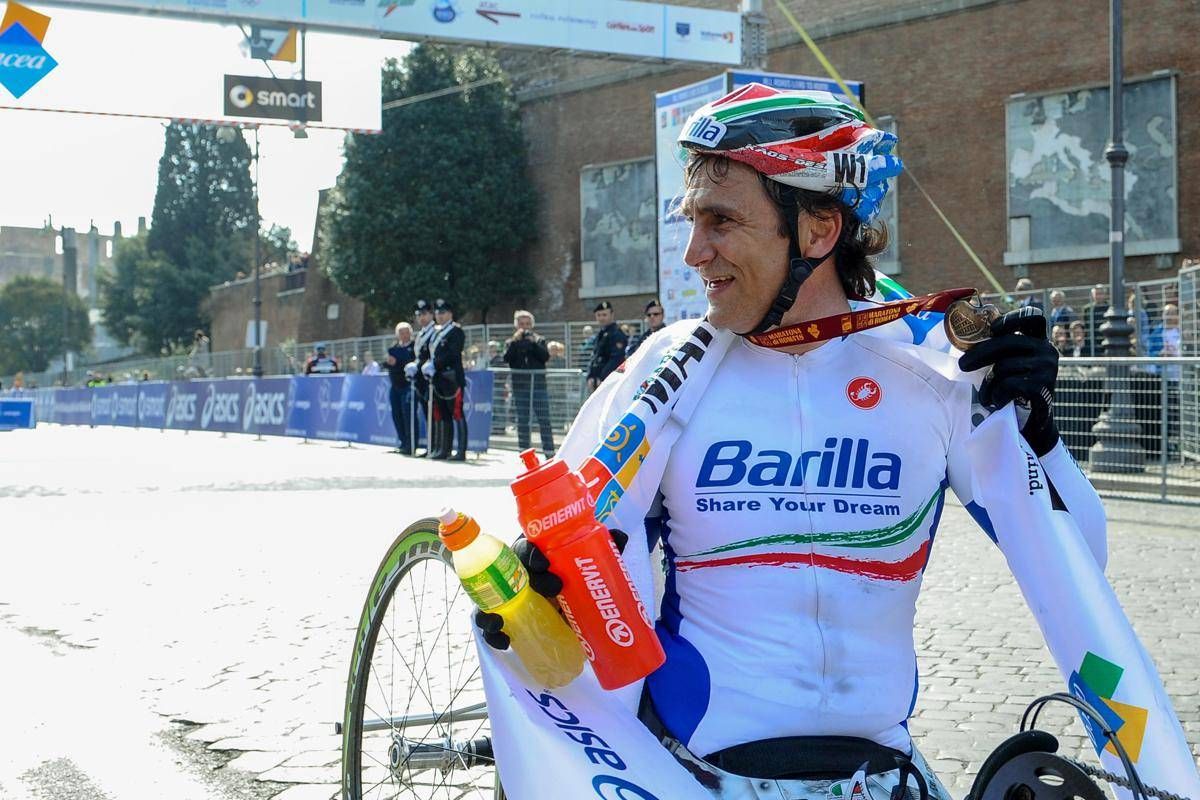 Addio a Zanardi, da Morandi a Vasco: i ricordi social - 