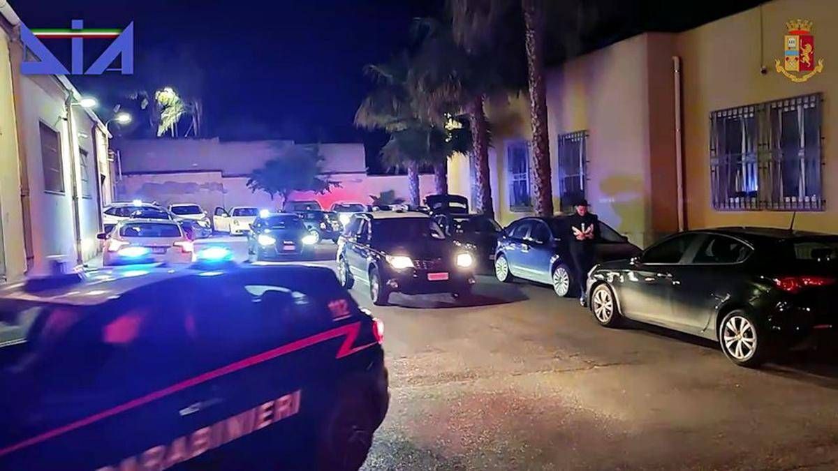 Omicidio Diviesti e riciclaggio di denaro, 15 misure cautelari in Puglia - 