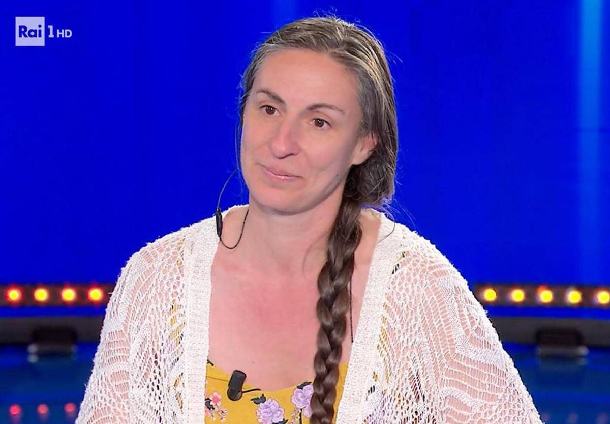 Famiglia nel bosco, la mamma a Domenica In: "Non abbiamo fatto nulla di male" - 