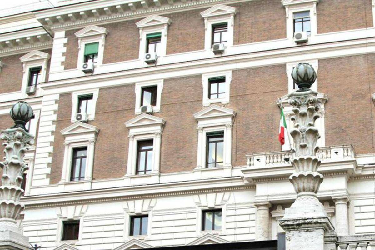 Choc al Viminale, dipendente si lancia dal quarto piano e muore - 