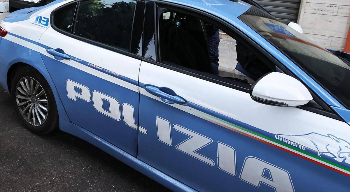 Genova, tenta di rapire bimbo di 6 mesi afferrandolo per collo: fermato 30enne - 