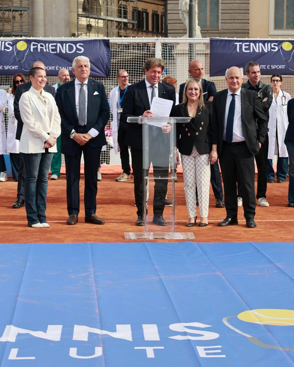 Tumori, '72mila morti evitabili l'anno': accordo Aiom e Tennis&Friends su prevenzione - 