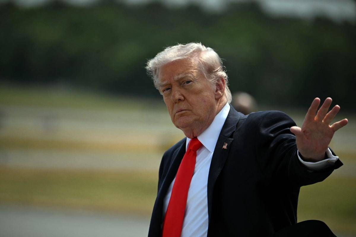 Iran pronto a discutere di Hormuz, Trump boccia la nuova proposta: "Non basta" - 