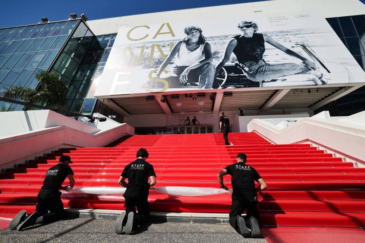 Cannes, tra gli sponsor quest'anno c'è Meta ma resta il divieto di selfie sul red carpet - 