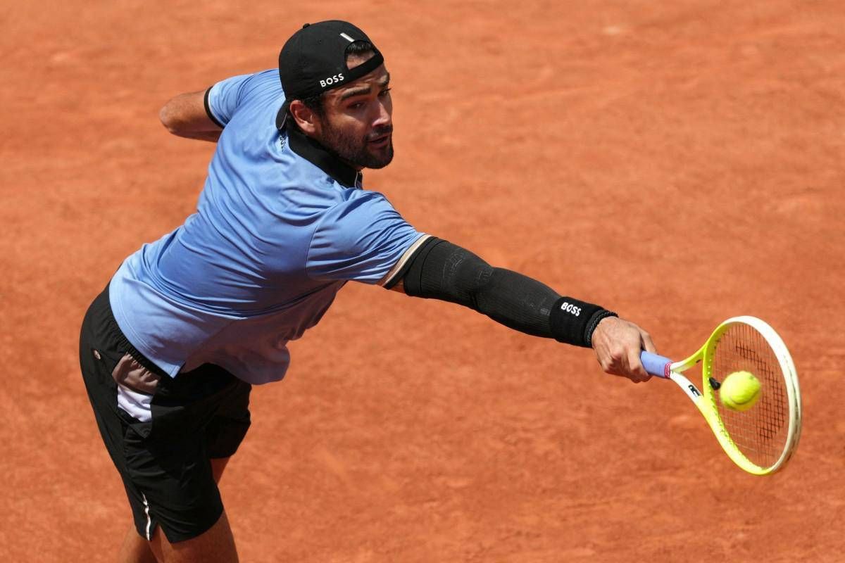 Berrettini litiga con l'arbitro a Roland Garros: cos'è successo con Comesana - 