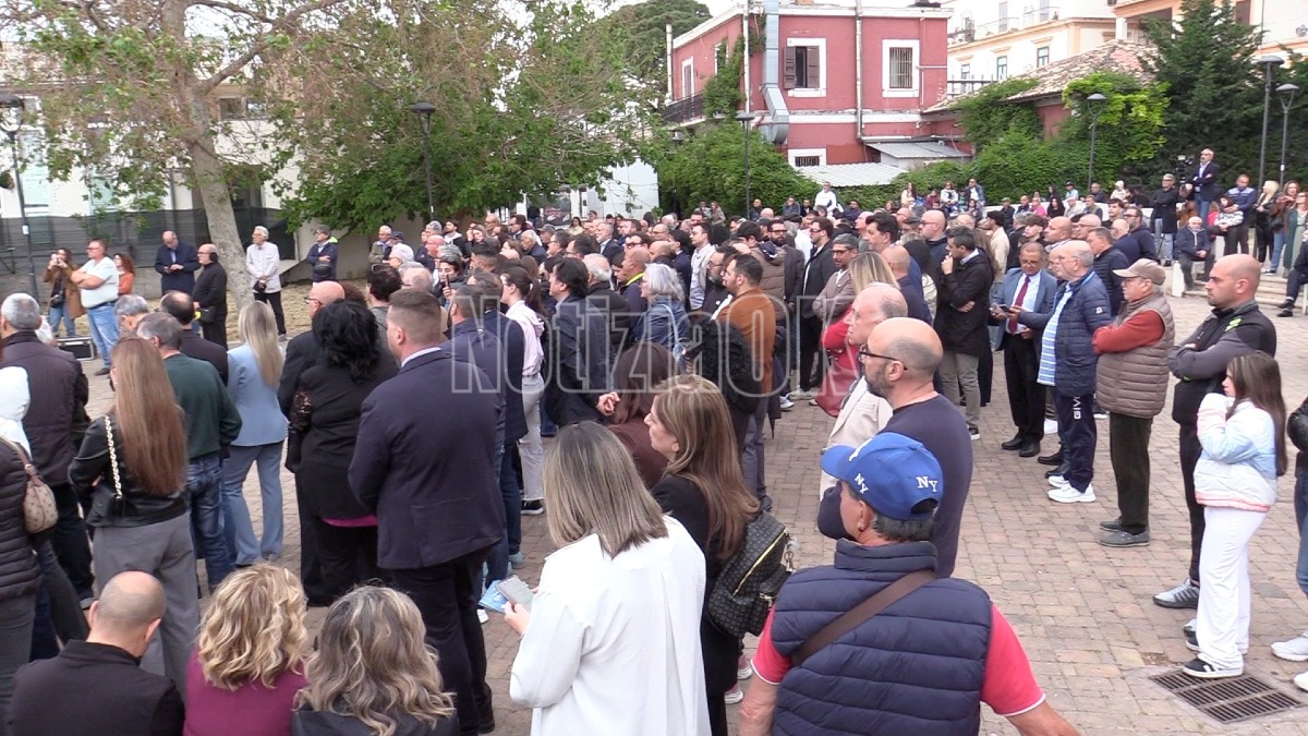 Presentazione Liste Vincenzo Voce - Piazza Marinai d'Italia - Foto Redazione 5.05.2026