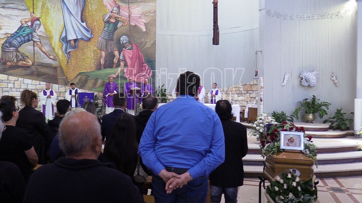 Funerali Francesca Anastasio - Chiesa di Santa Rita - Crotone (Redazione 14.05.2026)