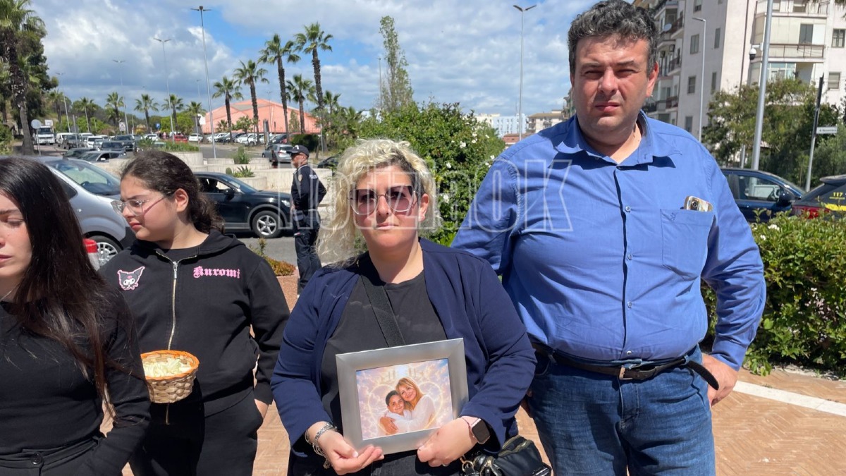 Funerali Francesca Anastasio - Chiesa di Santa Rita - Crotone (Redazione 14.05.2026)