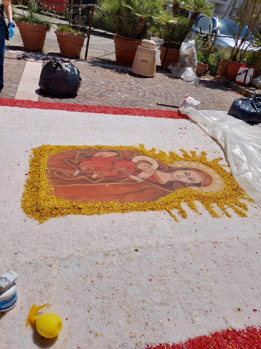 Infiorata Madonna di Capo Colonna - Foto: Uff. Stampa Liceo Arnaldo Mori 16.05.2026