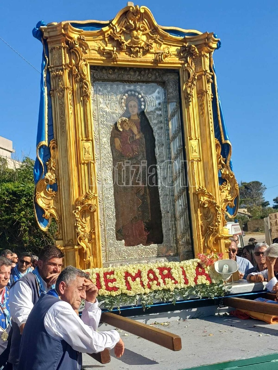 Pellegrinaggio Madonna di Capo Colonna - Santuario - Foto Redazione 17.05.2026