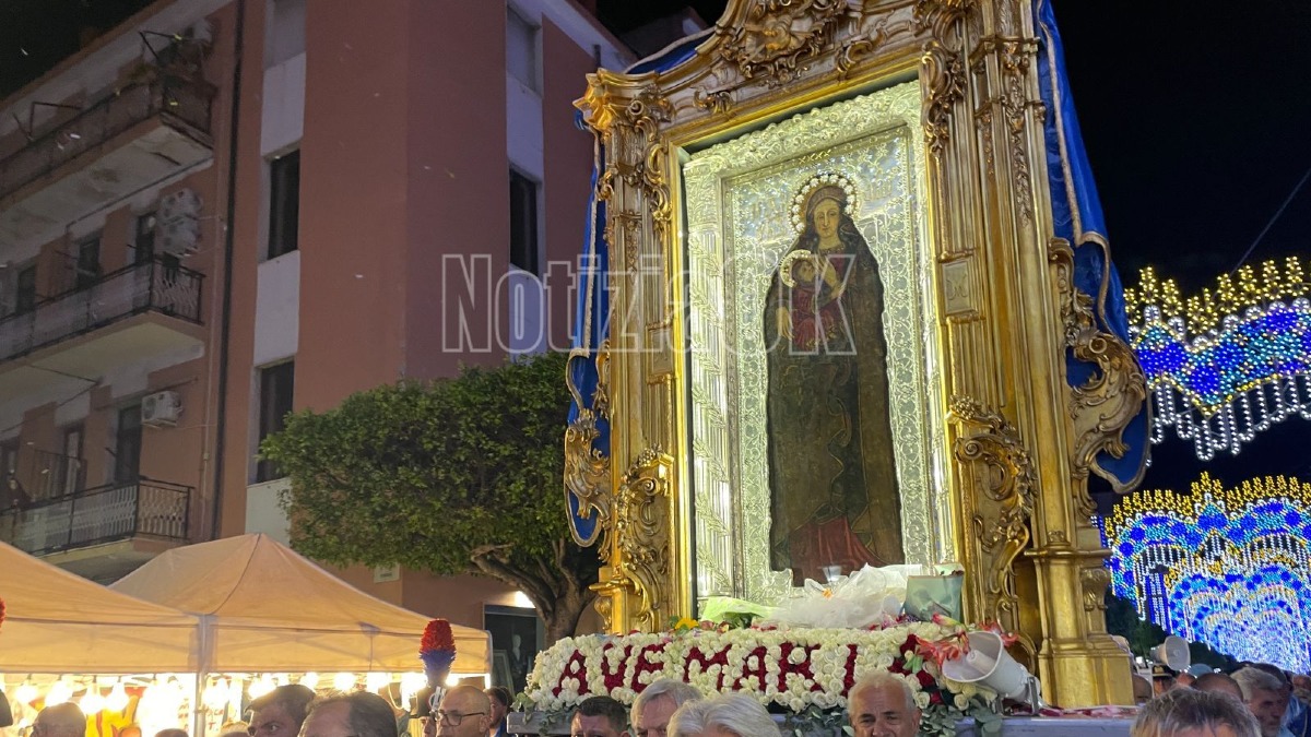 Pellegrinaggio di rientro Madonna do Capo Colonna - Settennale - Foto Redazione 18.05.2026