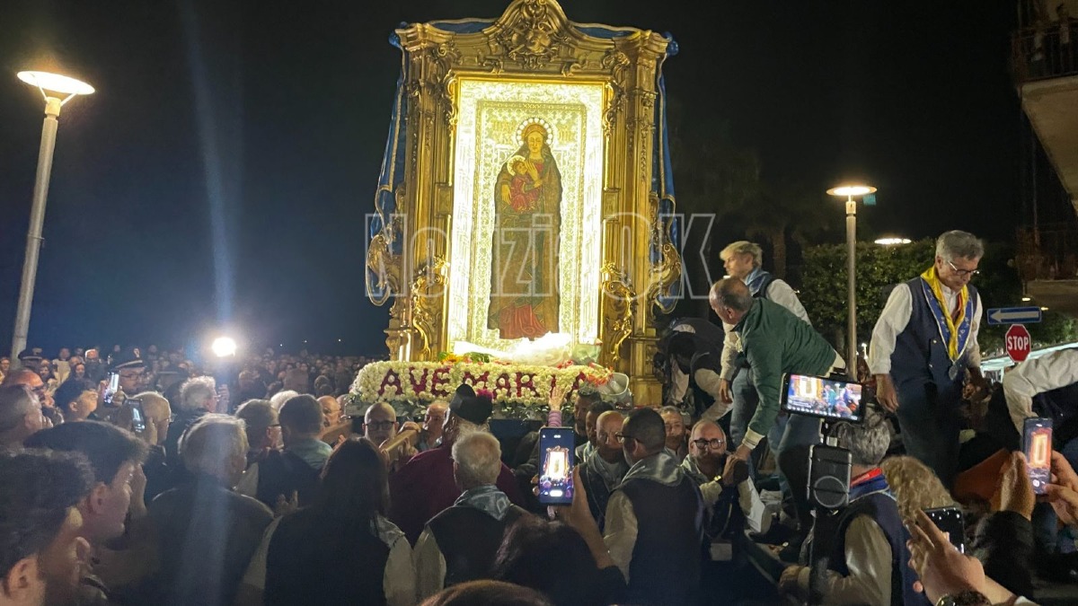 Pellegrinaggio di rientro Madonna do Capo Colonna - Settennale - Foto Redazione 18.05.2026