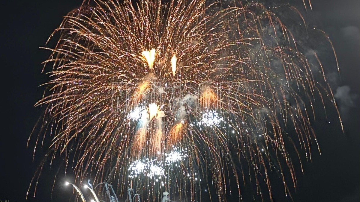 Fuochi d'artificio Madonna di Capo Colonna - Foto Redazione 17.05.2026