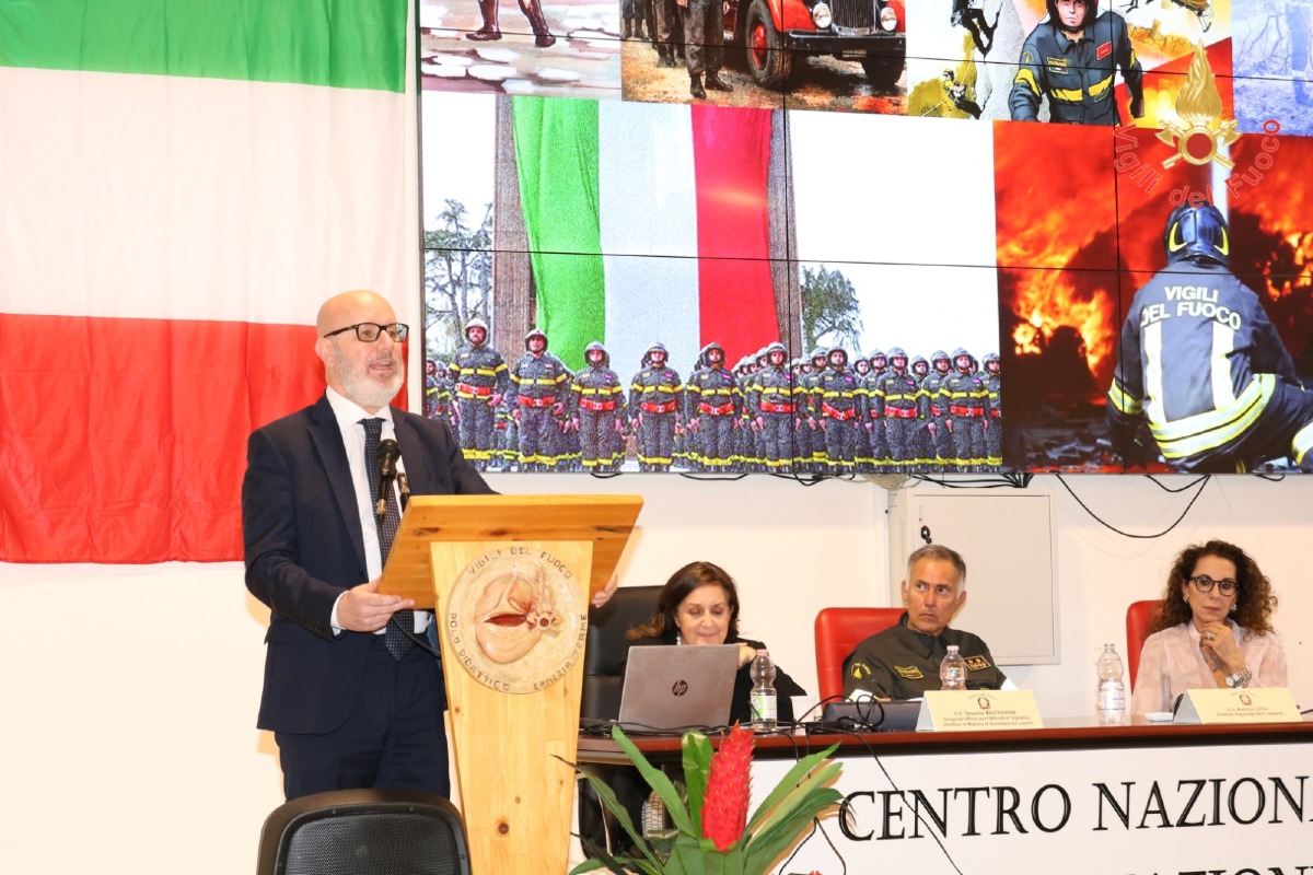 Wanda Ferro visita Vigili del fuoco - Foto Uff. Stampa Wanda Ferro 25.05.2026