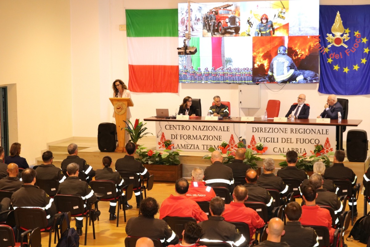 Wanda Ferro visita Vigili del fuoco - Foto Uff. Stampa Wanda Ferro 25.05.2026