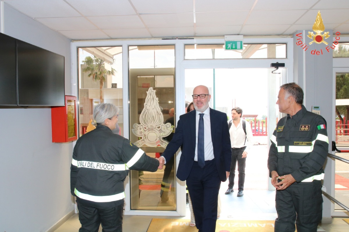 Wanda Ferro visita Vigili del fuoco - Foto Uff. Stampa Wanda Ferro 25.05.2026