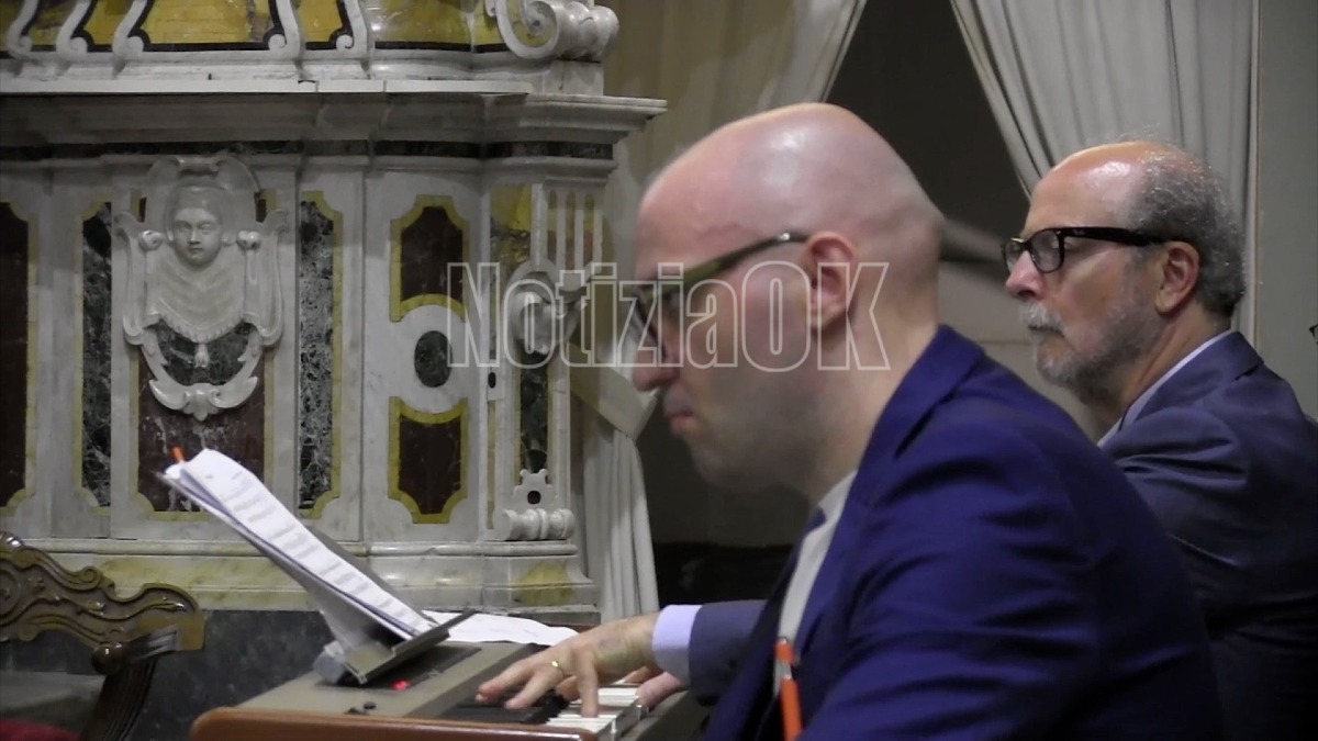 Coro Scolastico Crotonese - Ave, donna sanctissima - Foto redazione 28.05.2026
