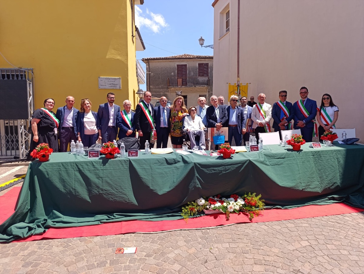 Caraffa protagonista alla Rassegna delle Minoranze Linguistiche: premiati gli studenti del plesso locale - Foto: Uff. Stampa Comune di Caraffa di Catanzaro