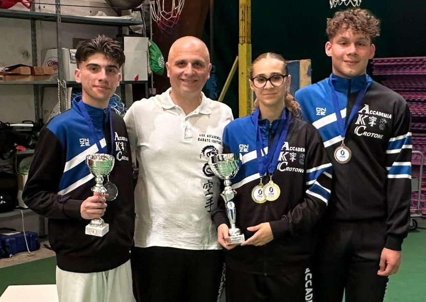 (Foto) L'Accademia Karate Crotone conquista 4 medaglie e vola alle finali nazionali - Foto: Ufficio stampa Accademia Karate Crotone