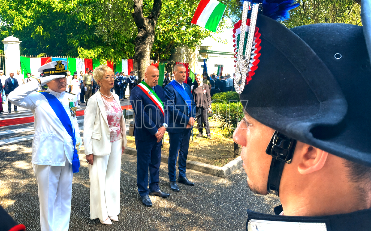 (VIDEO) Festa della Repubblica, a Crotone l’ultimo 2 Giugno del prefetto Ferraro - Foto: Redazione 