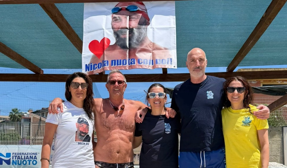 KR Swim, un weekend di successi tra mare e piscina nel ricordo di Nicola Perrone