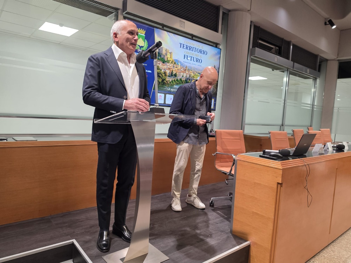 Cosenza, storia e formazione: gli studenti protagonisti del progetto Scuola-Lavoro  - Foto: Uff. Stampa Comune di Cosenza