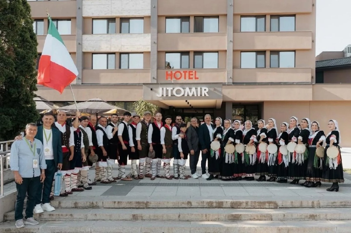 Il folklore isolitano conquista la Bulgaria: la Magna Graecia al Festival di Montana - Foto: Uff. Stampa Comune di Isola di Capo Rizzuto