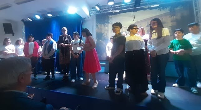 Lamezia - Le radici del tempo, gli studenti portano in scena il museo archeologico - Foto Uff. Stampa I Istituto comprensivo Gatti-Manzoni-Augruso 