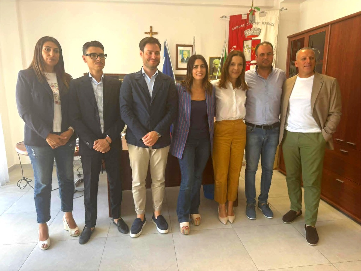 Cirò Marina, Maria Grazia Panebianco inaugura la nuova Giunta comunale - Foto: Uff. Stampa Comune di Cirò Marina