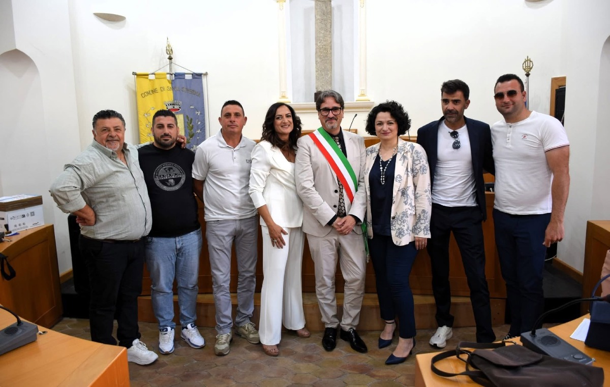 Santa Severina, insediata la nuova giunta Vigna: festa e brindisi ad Altilia - Foto Uff. Stampa Progetto per Santa Severina 