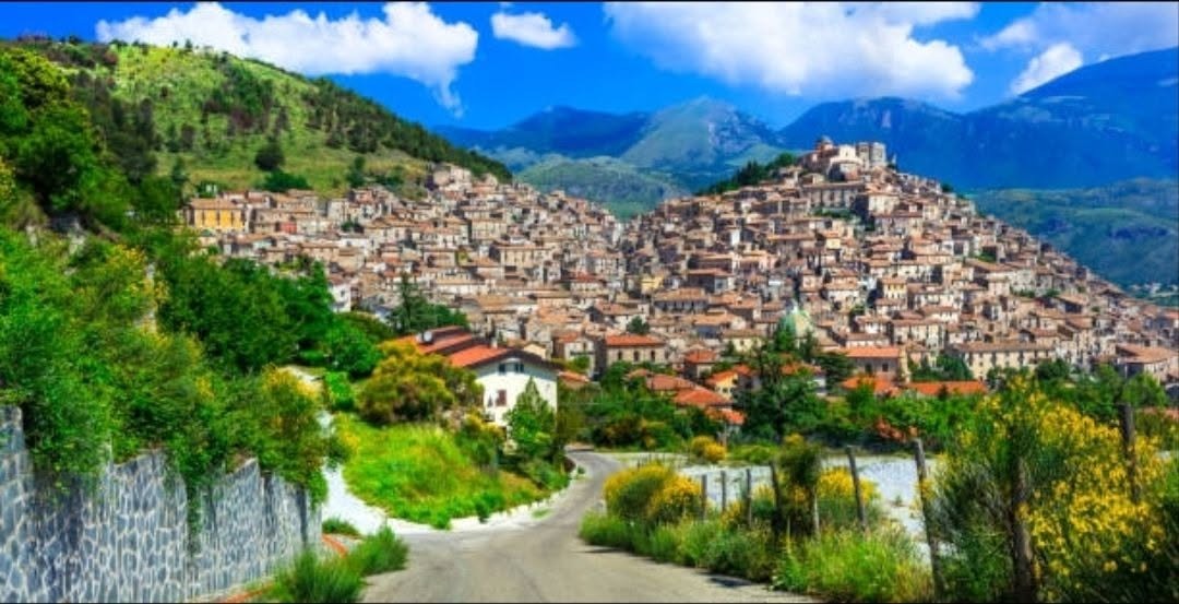 Morano Calabro, il Comune cerca immobili nel centro storico per il progetto “Ripopola Calabria” -  Foto Uff. Stampa Comune di Morano 