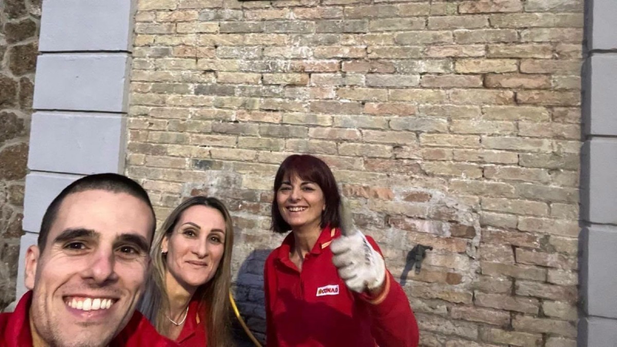 Sersale - Fontana Giulia ripulita grazie all’impegno di tre cittadini - Foto: Uff Stampa Comune di Sersale 