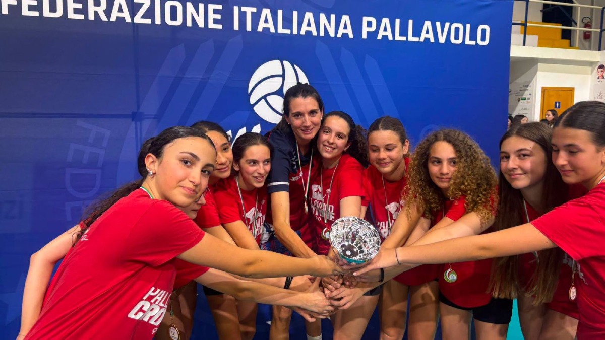 Pallavolo Crotone, Under 13 campione regionale per il terzo anno di fila -  Foto Uff. Stampa Pallavolo Crotone
