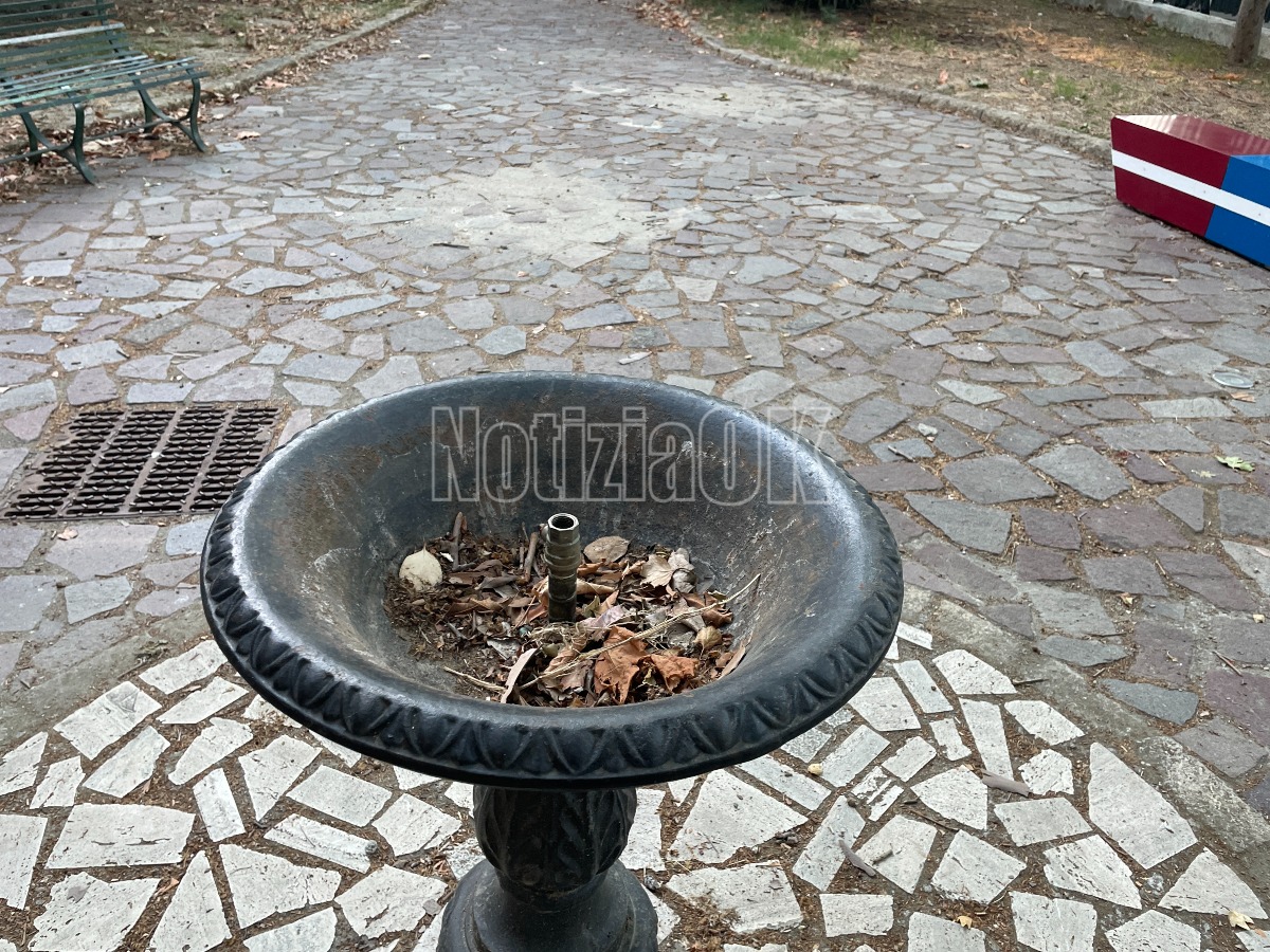 Crotone, al Parco Baden Powell giochi rinnovati ma fontanelle senza acqua - Foto: Redazione 