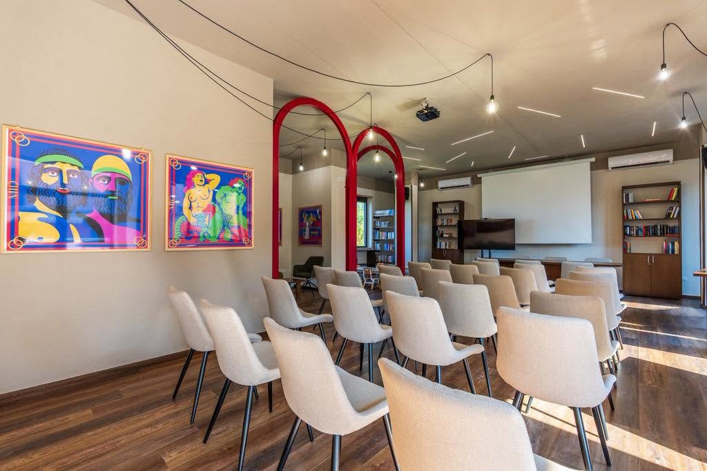Caloveto, inaugurata la nuova biblioteca comunale: uno spazio moderno tra lettura, studio e cultura - Foto: Uff. Stampa Comune di Caloveto 
