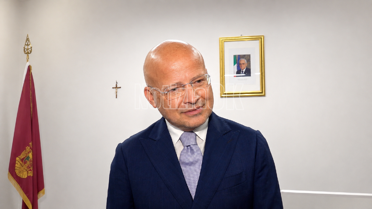 Questore Panvino: «Estate sicura, più controlli su litorale e movida a Crotone» - Foto Redazione 