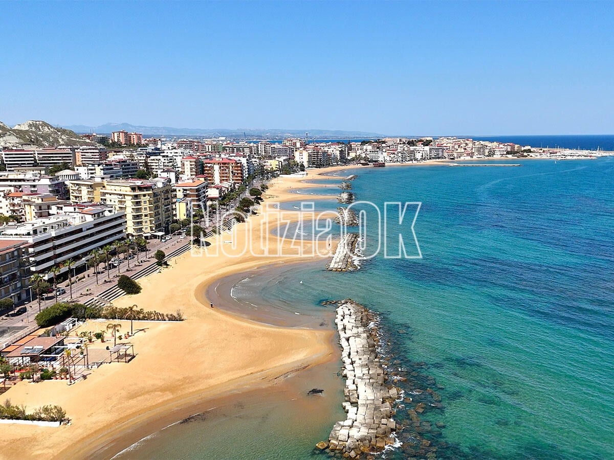 Crotone - Stop agli autospurgo di notte per difendere il mare - Foto: Redazione 